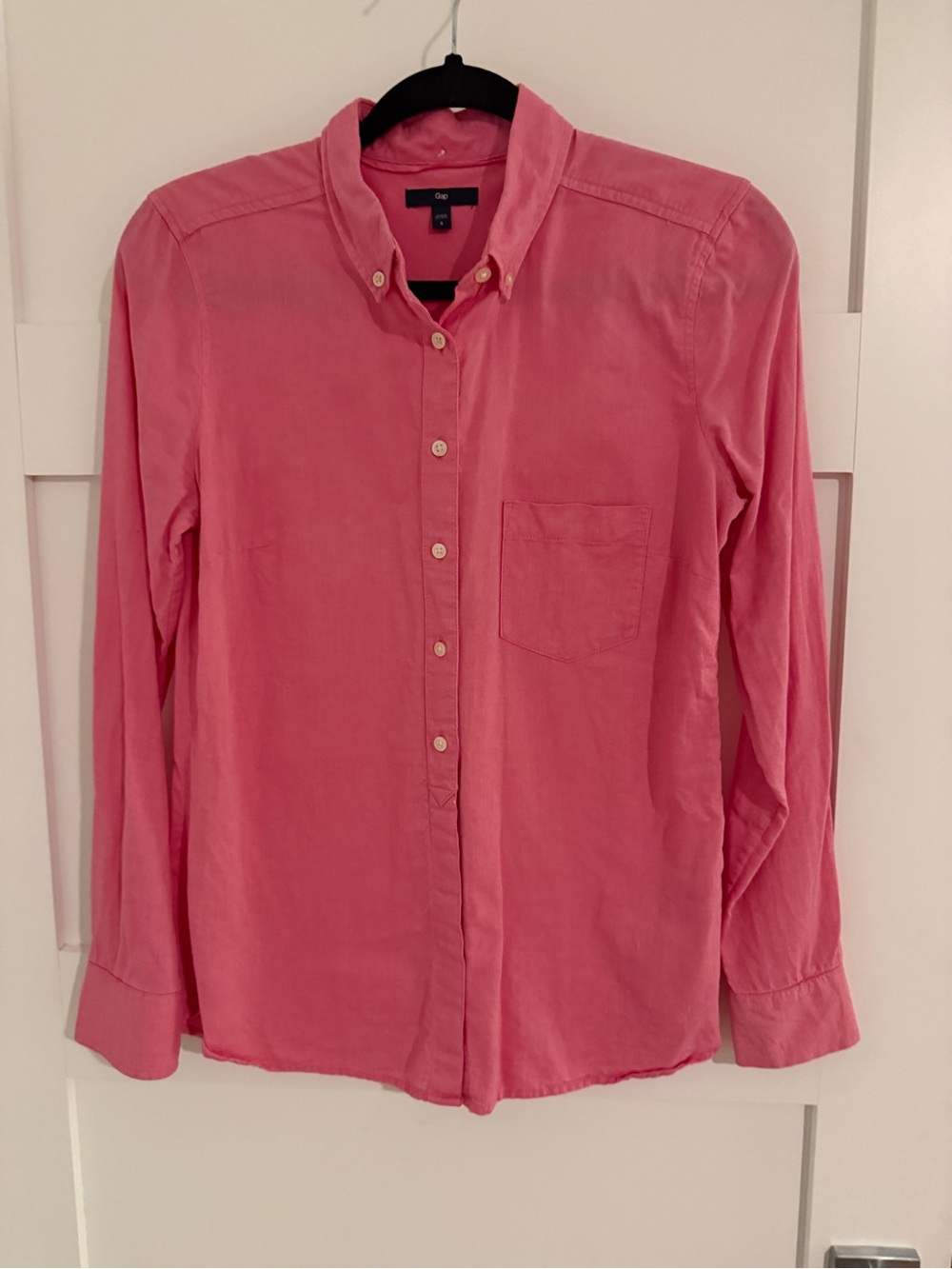 GAP Women’s Button-Down Shirt - Pink